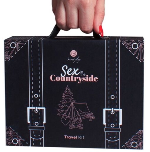 SECRETPLAY SEX IN THE COUNTRYSIDE TRAVEL KIT
